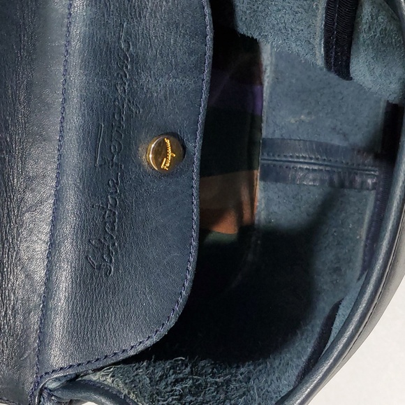 Vintage Salvatore Ferragamo Black Leather Crossbody Bag - Picture 14 of 16